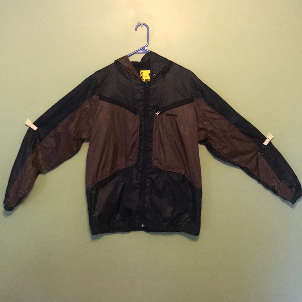 Analog lightweight jacket